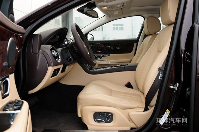 2014款 XJL 3.0 SC 四驅全景商務版