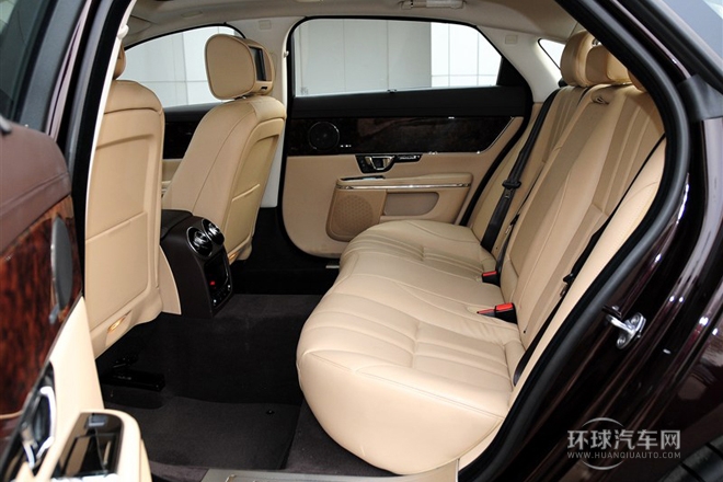 2014款 XJL 3.0 SC 四驅全景商務版