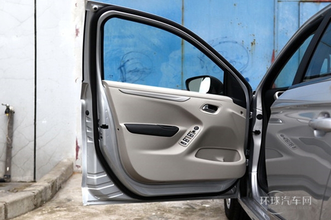 2014款 1.6L 自動(dòng)豪華型