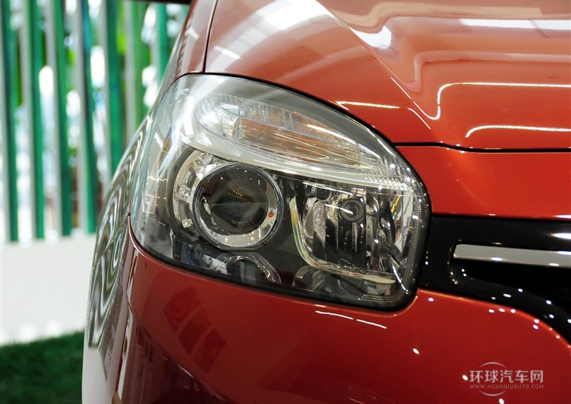 2014款 2.5L 四驅舒適版