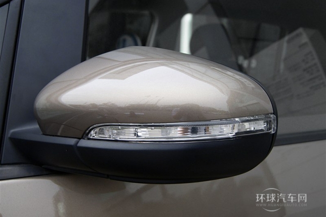 2015款 1.4T 自動豪華版5座