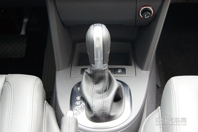 2015款 1.4T 自動(dòng)豪華版5座