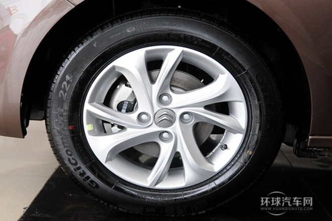 2014款 1.6L 手動舒適型