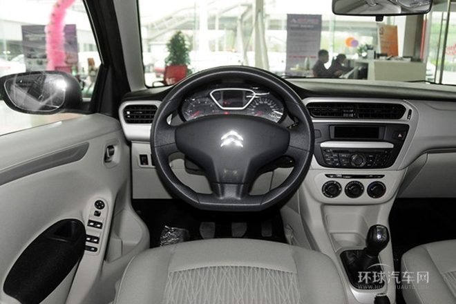 2014款 1.6L 手動舒適型