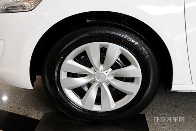 2014款 1.6L 自動時尚型