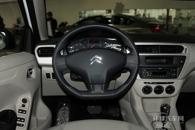 2014款 1.6L 自動(dòng)時(shí)尚型