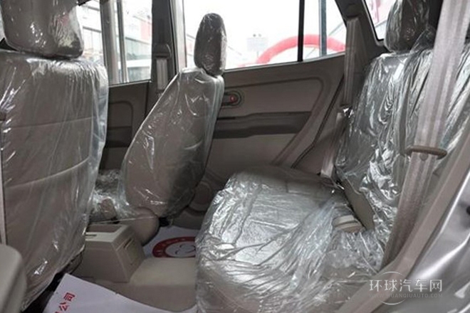 2014款 1.5T 自動(dòng)兩驅(qū)舒適型