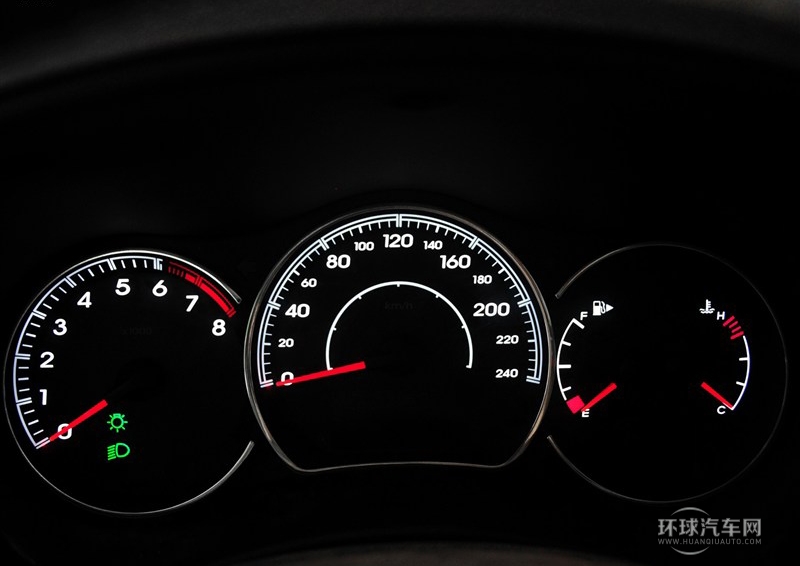 2014款 改款 2.0L 兩驅時尚版