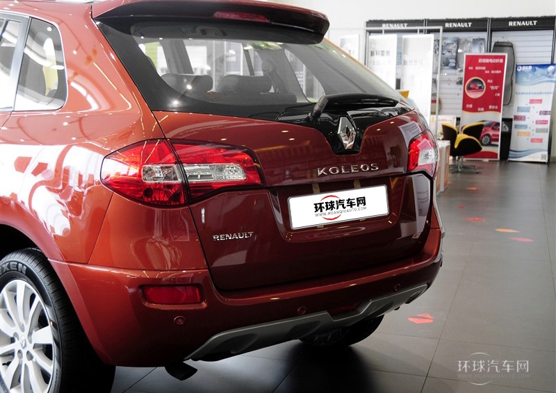 2014款 改款 2.0L 兩驅時尚版