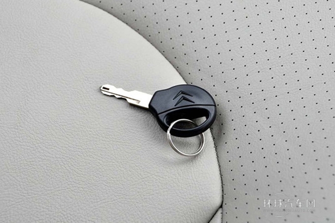 2007款 2.0L 自動天窗版