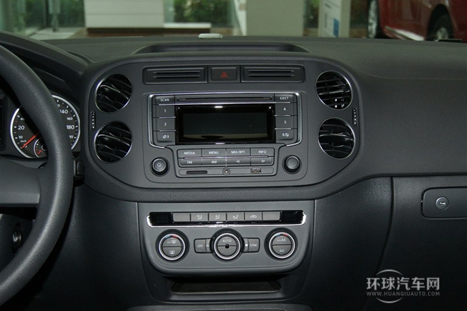 2015款 1.4TSI 手動兩驅(qū)藍(lán)驅(qū)版