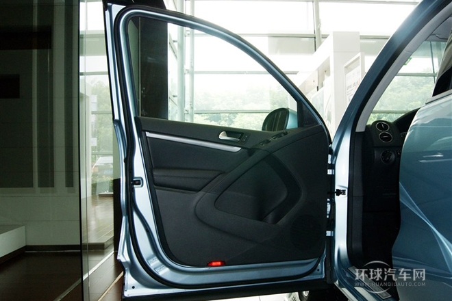 2015款 1.4TSI 手動(dòng)兩驅(qū)藍(lán)驅(qū)版