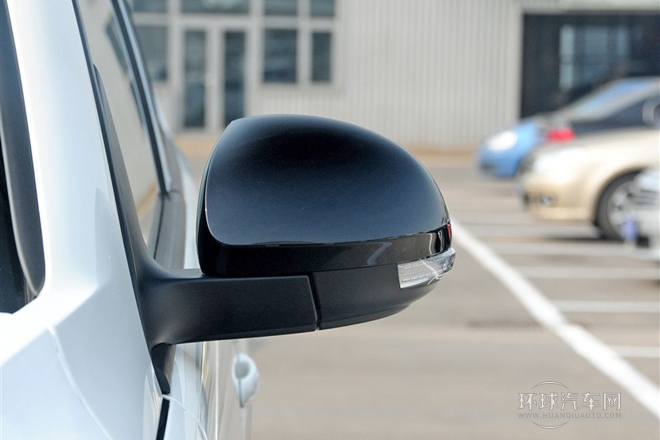 2015款 1.8TSI 自動(dòng)兩驅(qū)30周年紀(jì)念版