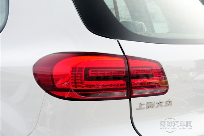 2015款 1.8TSI 自動(dòng)兩驅(qū)30周年紀(jì)念版