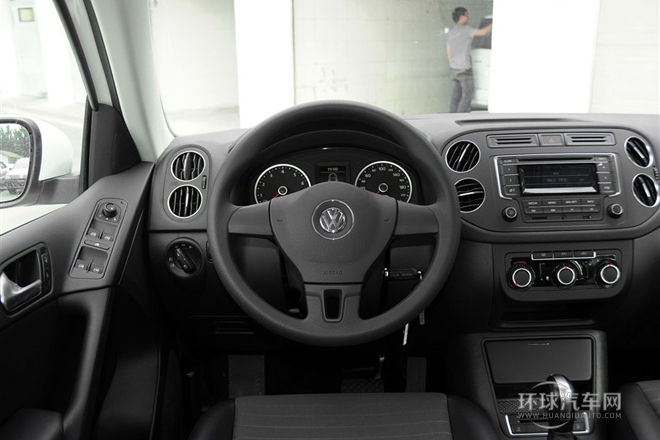 2015款 1.8TSI 自動(dòng)兩驅(qū)風(fēng)尚版