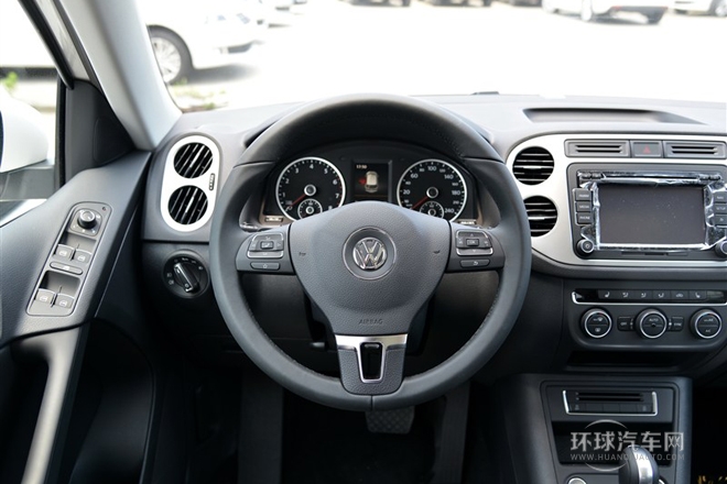 2015款 1.8TSI 自動兩驅豪華型