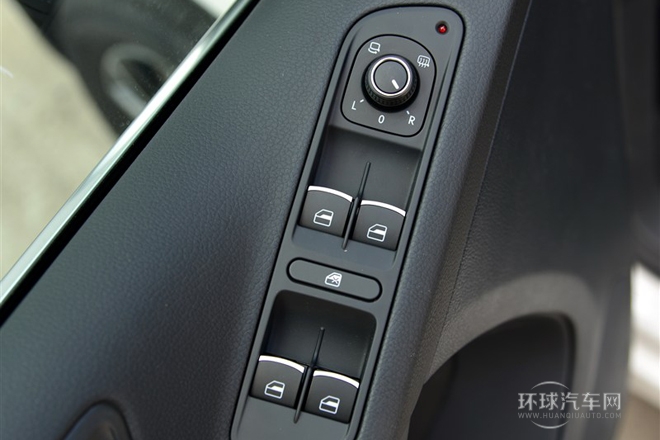 2015款 1.8TSI 自動兩驅豪華型