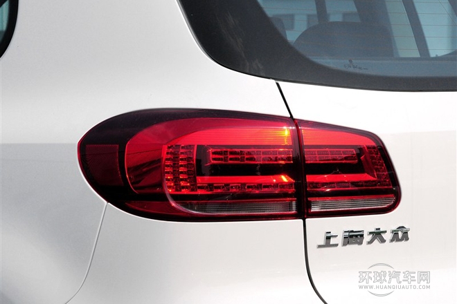 2015款 1.8TSI 自動(dòng)兩驅(qū)舒適版