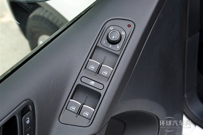 2015款 1.8TSI 自動兩驅舒適版