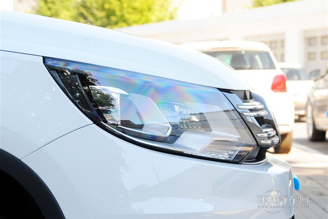 2015款 1.8TSI 自動四驅(qū)豪華型