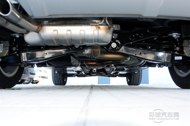 2015款 1.8TSI 自動四驅(qū)豪華型