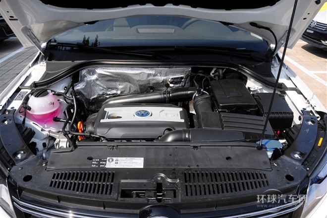 2015款 2.0TSI 自動四驅(qū)豪華版