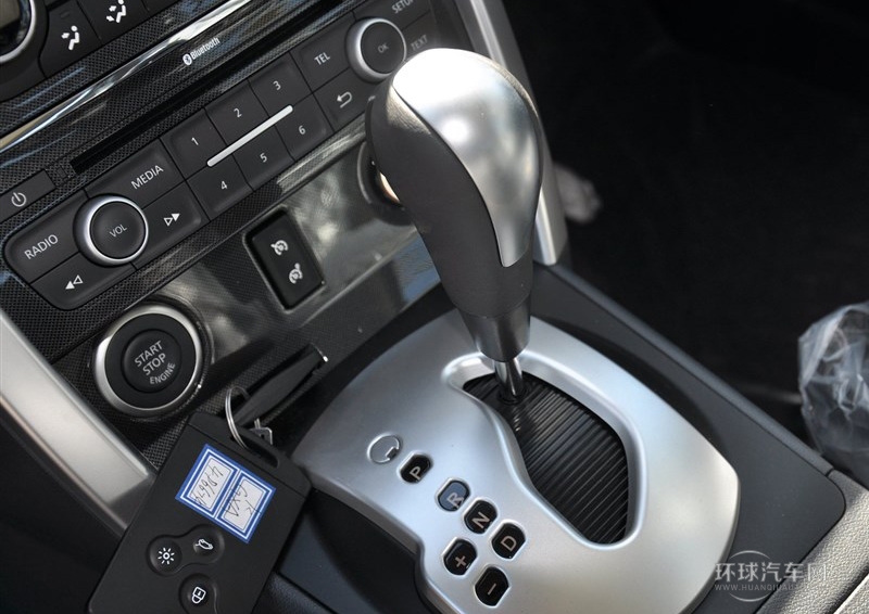 2014款 改款 2.5L 兩驅(qū)都市版