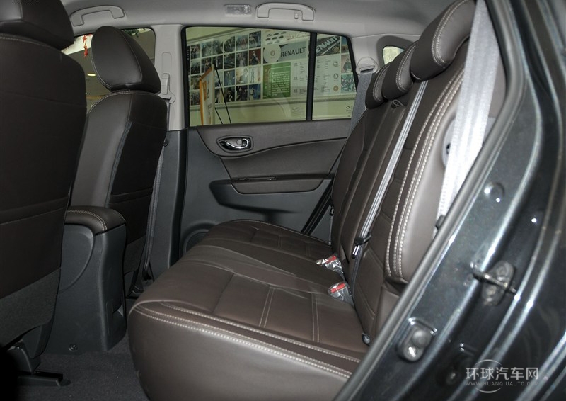 2014款 改款 2.5L 兩驅舒適版