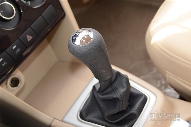 2012款 1.5L標準型