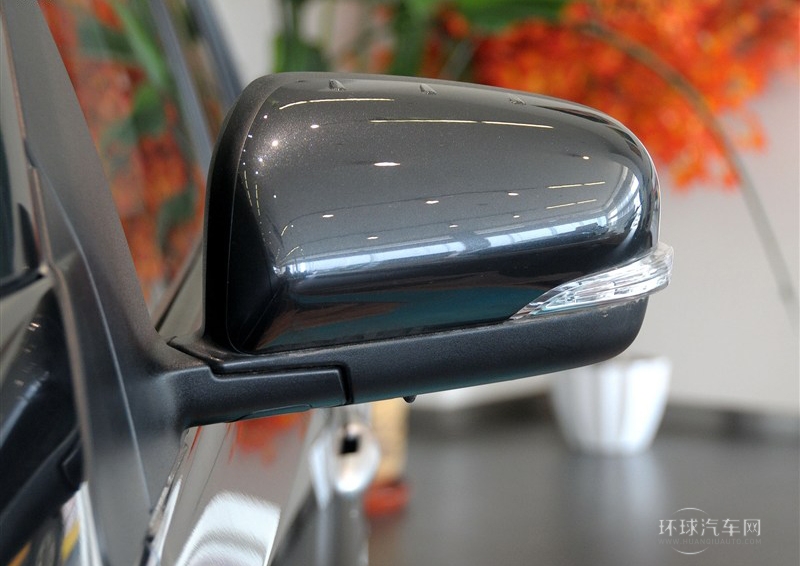 2014款 改款 2.5L 兩驅舒適版