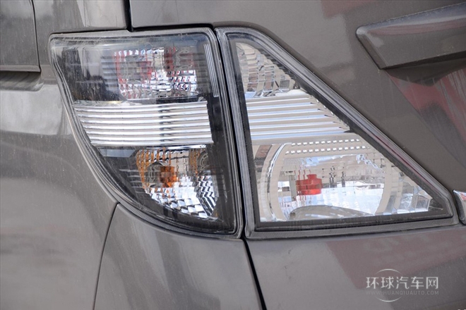 2012款 1.5L標準型