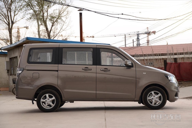 2012款 1.5L標準型