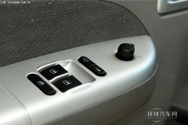 2011款 2.0T豪華型