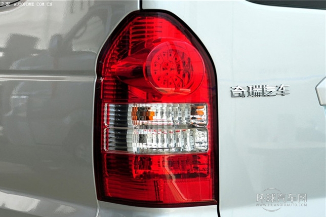 2011款 2.0T豪華型