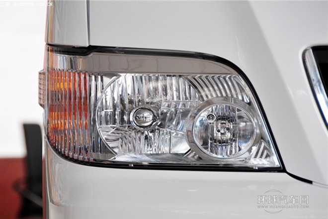 2011款 2.0T商務舒適型