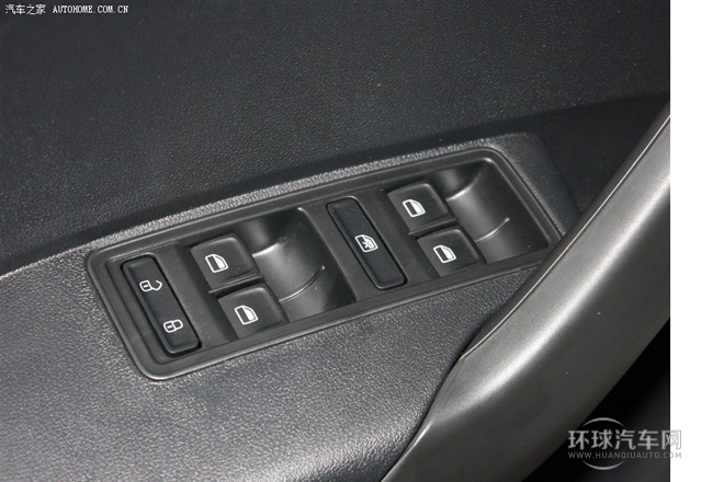 2015款 1.6L 手動風尚版