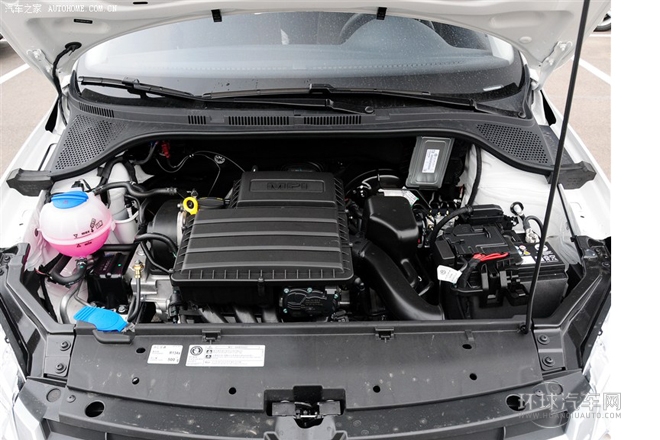 2015款 1.6L 手動風尚版