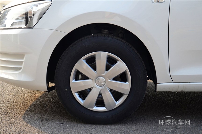 2015款 1.6L 手動舒適版