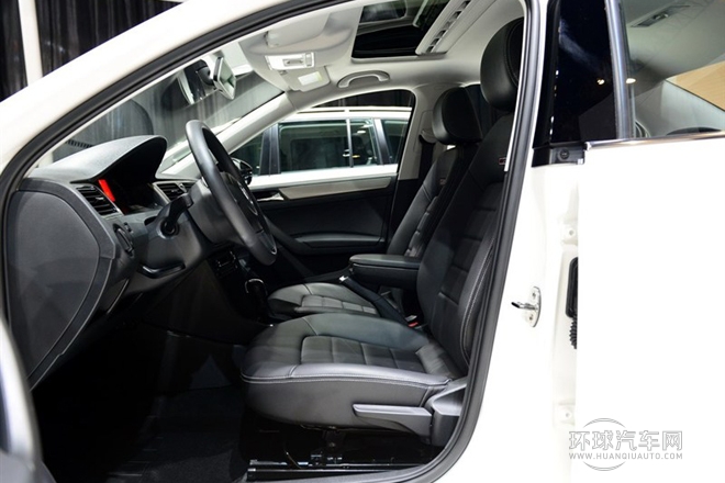 2015款 1.6L 自動30周年紀念版