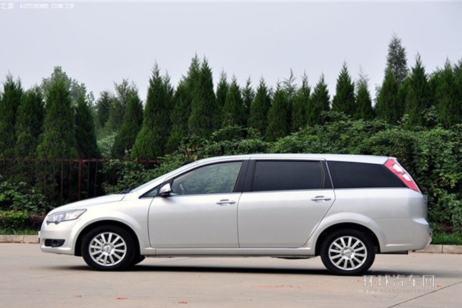 2012款 2.0L 手動舒適型