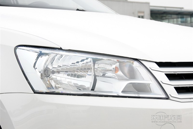 2015款 1.6L 自動風尚版