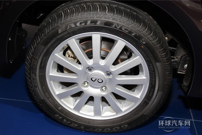 2012款 2.0L 手動豪華型