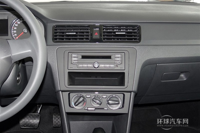 2015款 1.6L 自動風尚版