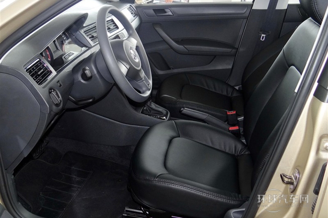 2015款 1.6L 自動風尚版