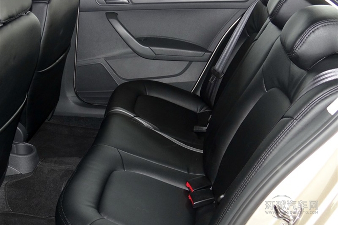 2015款 1.6L 自動風(fēng)尚版