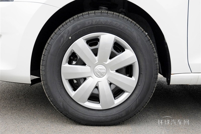 2015款 1.6L 自動風尚版