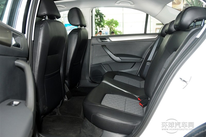 2015款 1.6L 自動舒適版