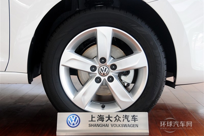 2015款 1.6L 自動(dòng)舒適版