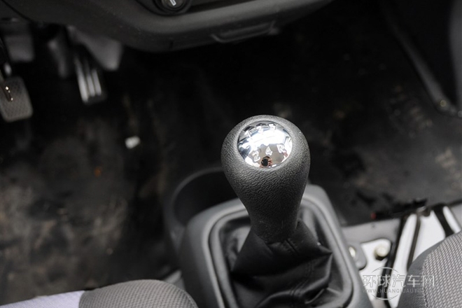 2013款 1.2L基本型D201