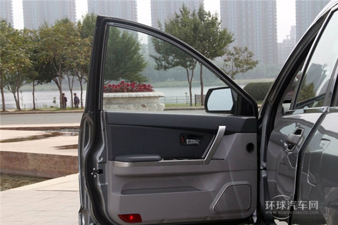 2011款 2.0T 兩驅舒適型